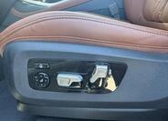 BMW X7 29