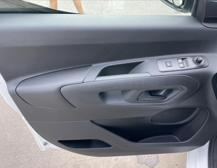 Opel Combo 13