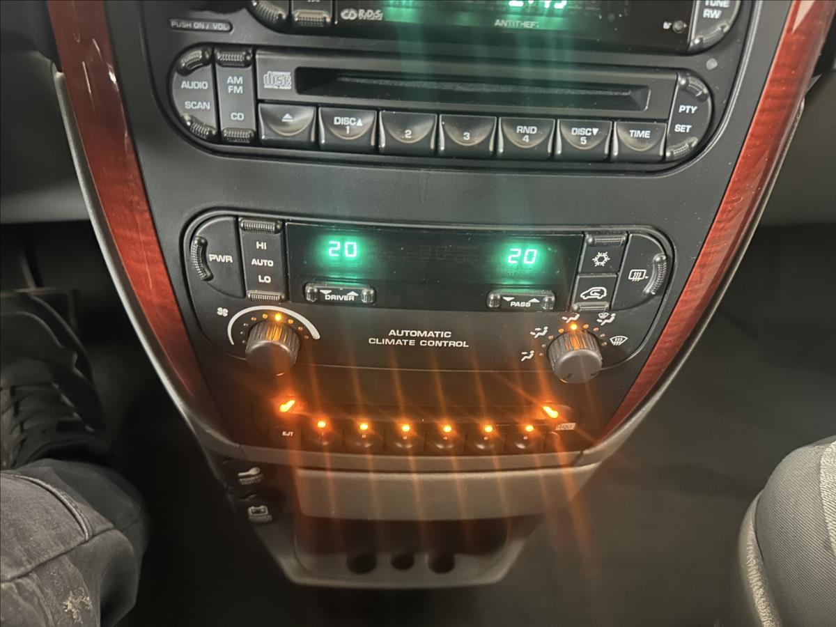 Chrysler Voyager