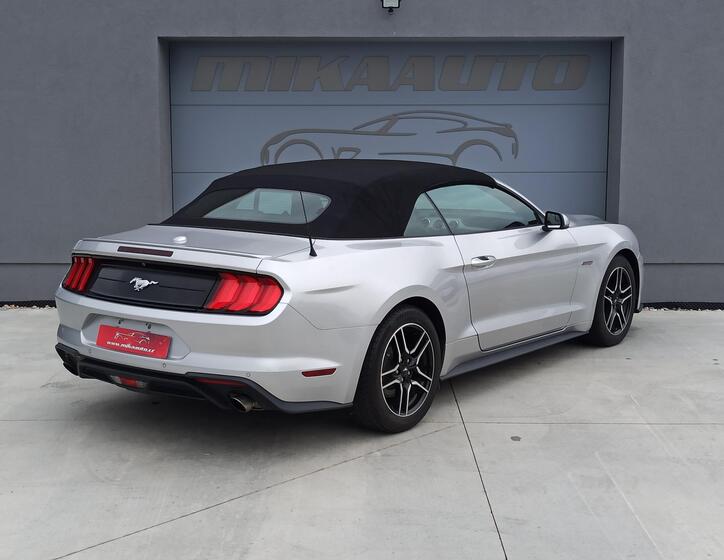 Ford Mustang 5