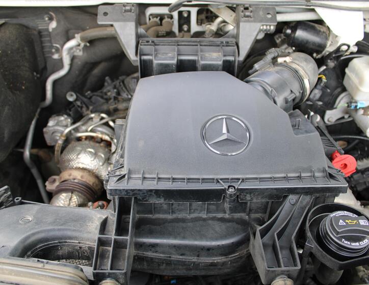 Mercedes-Benz Sprinter 16