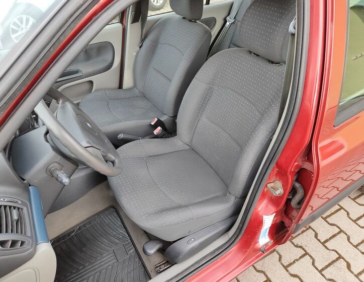 Renault Clio 10