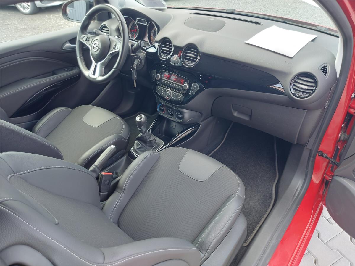Opel Adam