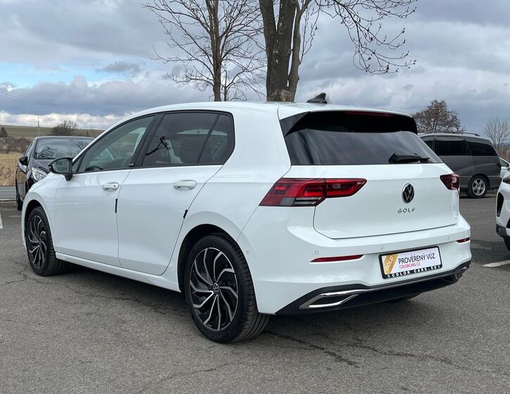 Volkswagen Golf 18