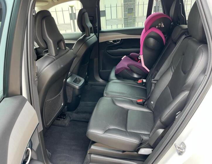 Volvo XC90 12