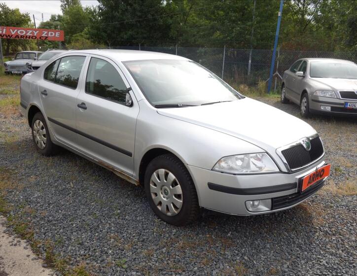 Škoda Octavia 1