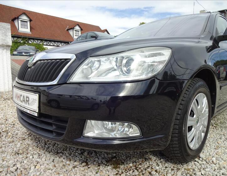 Škoda Octavia 12