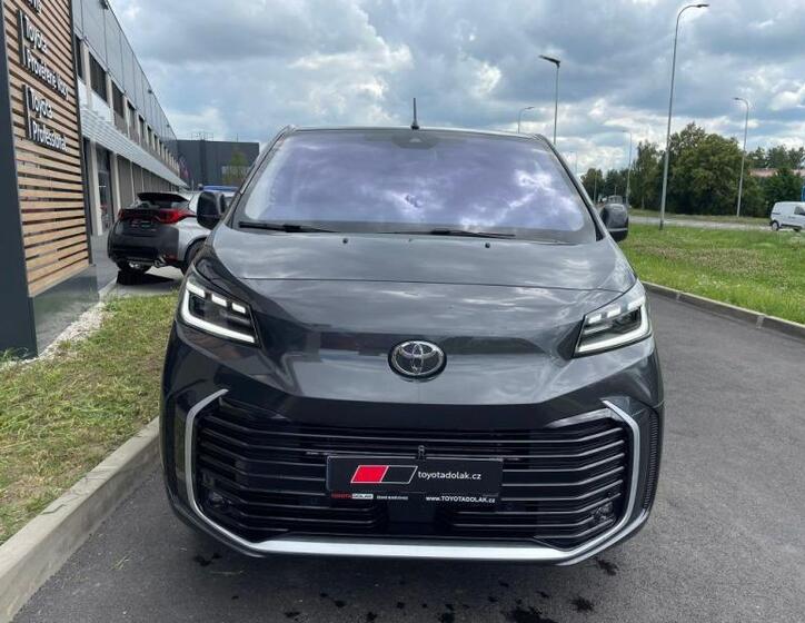 Toyota ProAce Verso 2