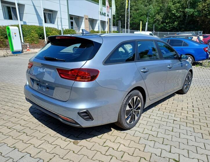 KIA Ceed 5
