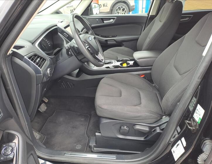 Ford S-MAX 5