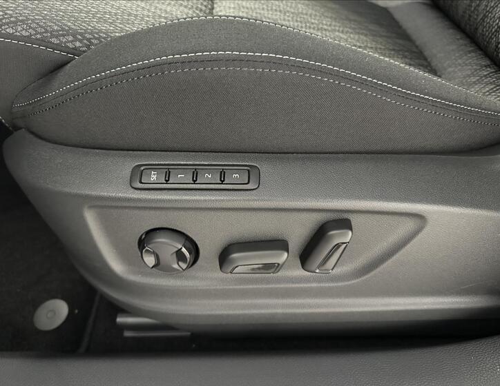 Škoda Karoq 6
