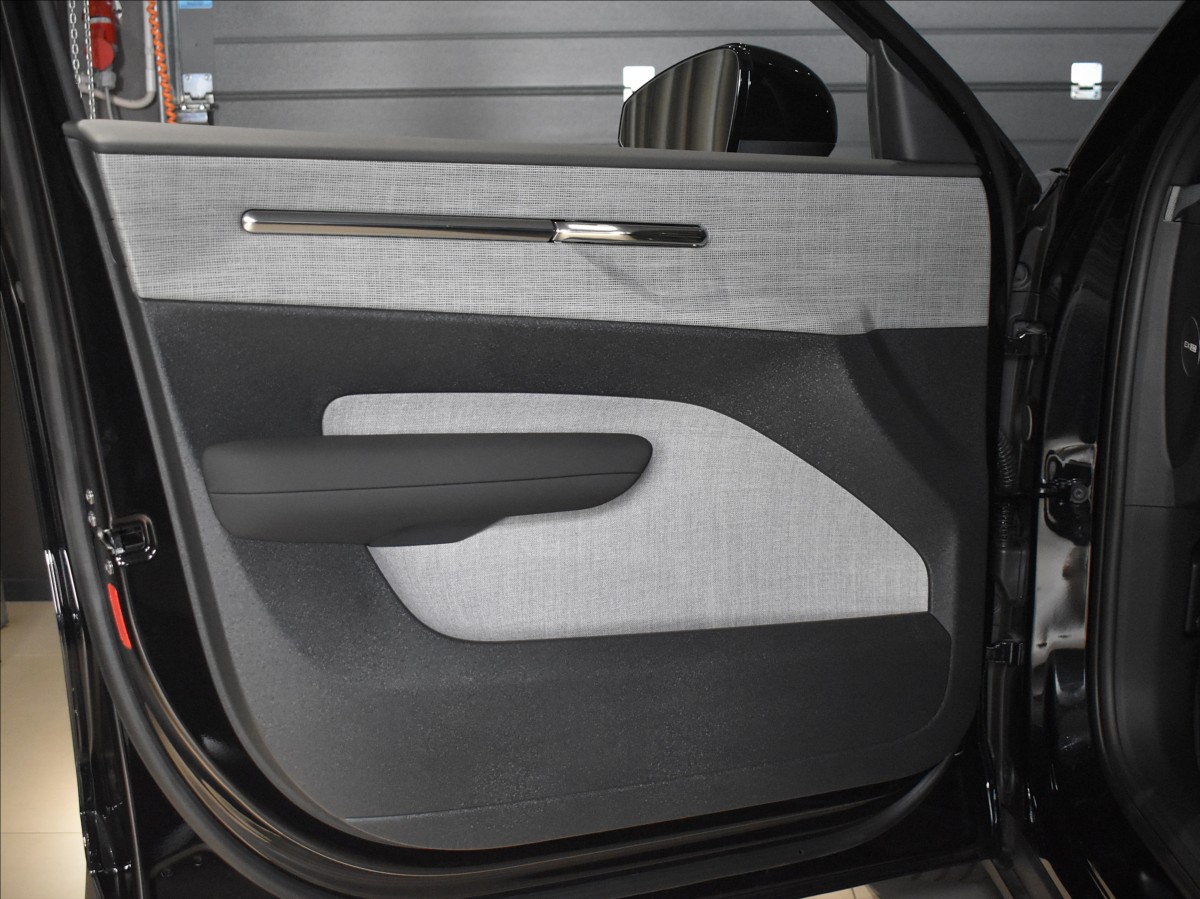 Volvo EX30