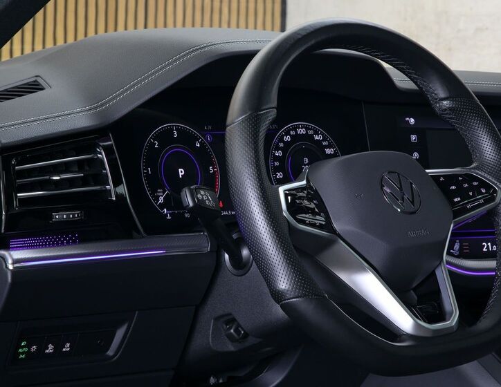 Volkswagen Touareg 18
