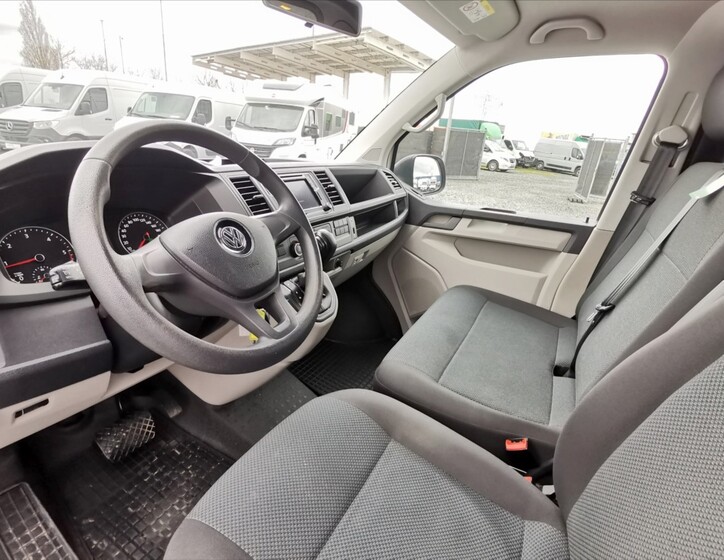 Volkswagen Transporter 6