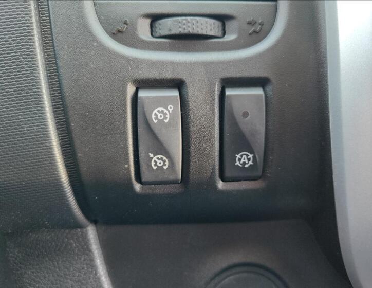 Renault Trafic 29