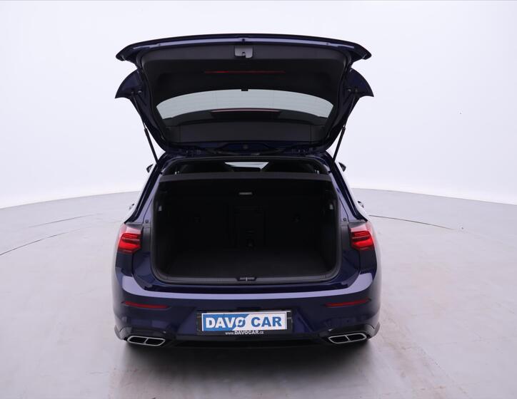 Volkswagen Golf 9