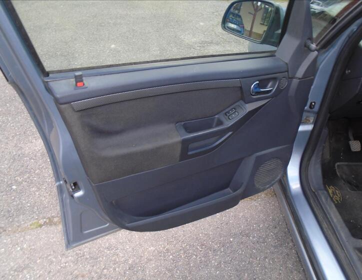 Opel Meriva 9