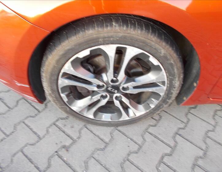 KIA Ceed 5