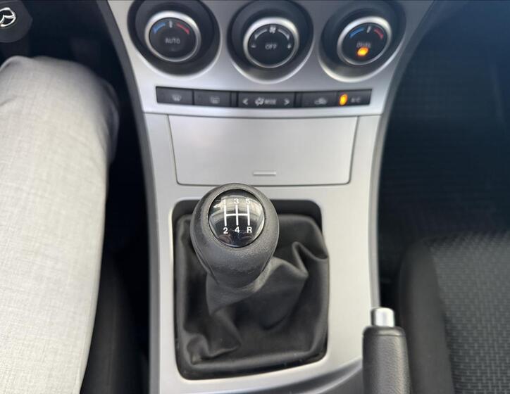 Mazda 3 18