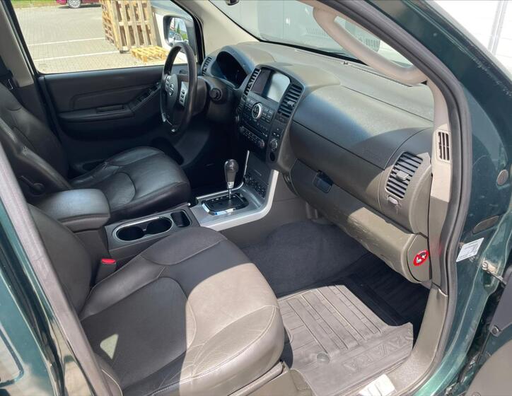 Nissan Navara 6