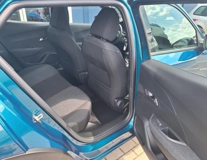 Peugeot 2008 16