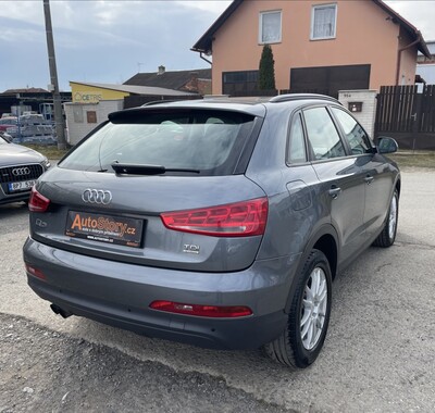 Audi Q3 6