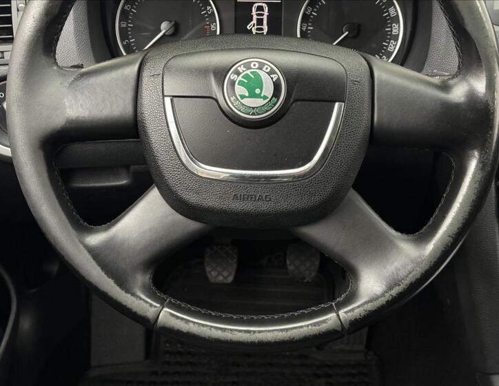 Škoda Octavia 9