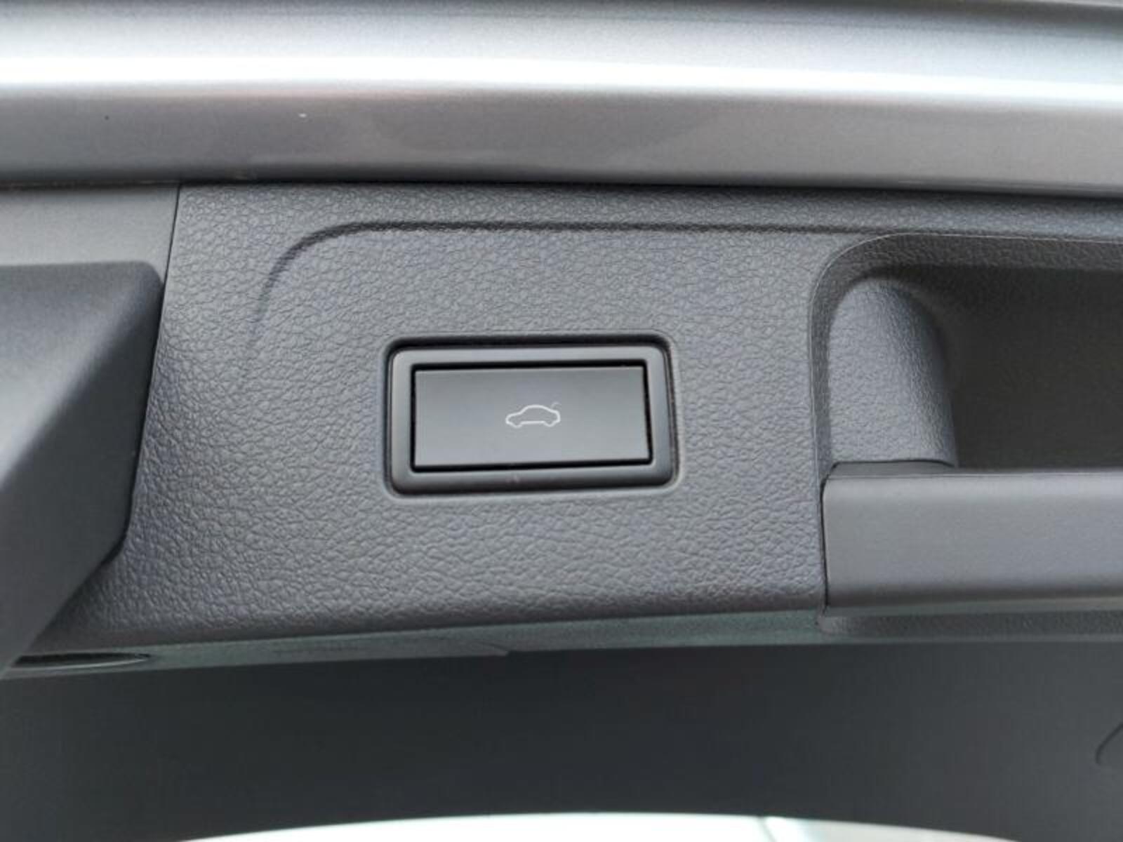 Volkswagen Passat 9