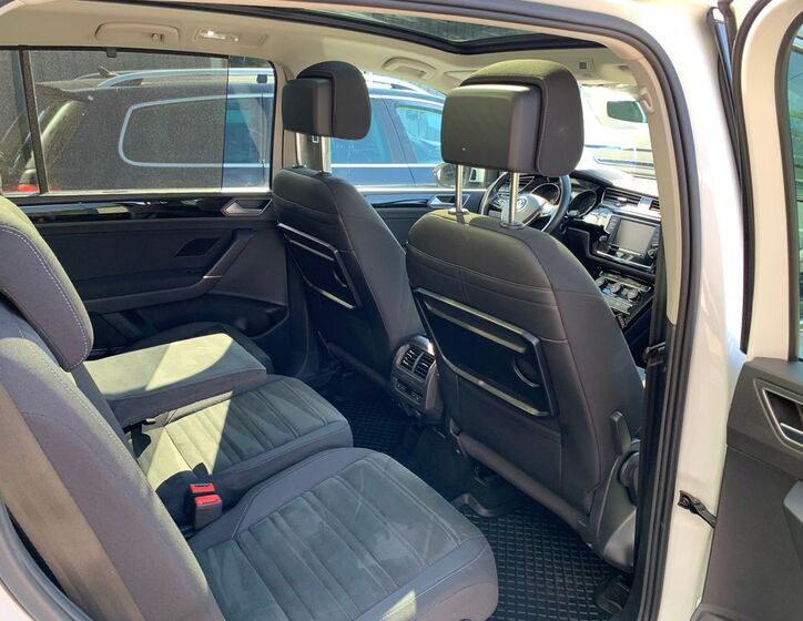 Volkswagen Touran 23