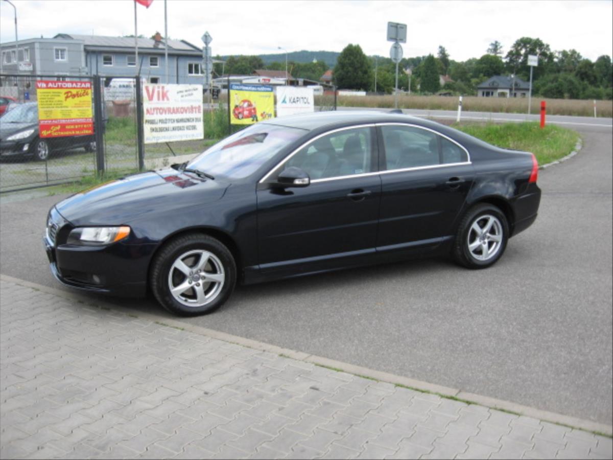Volvo S80