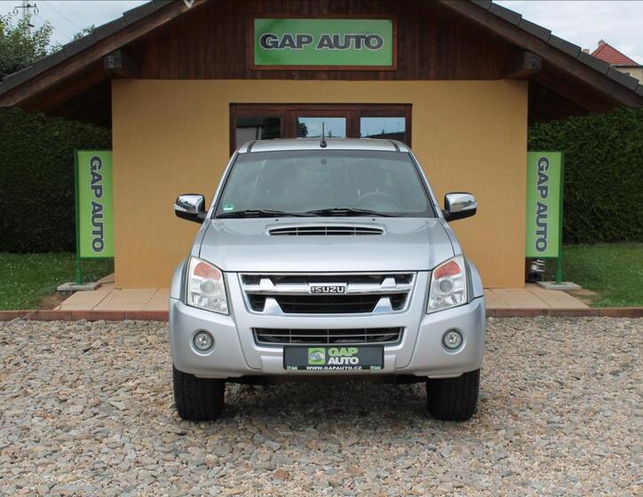 Isuzu D-Max 6