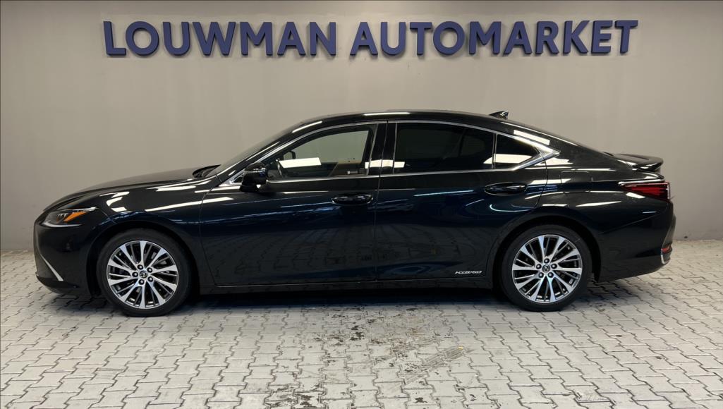 Lexus ES 300h