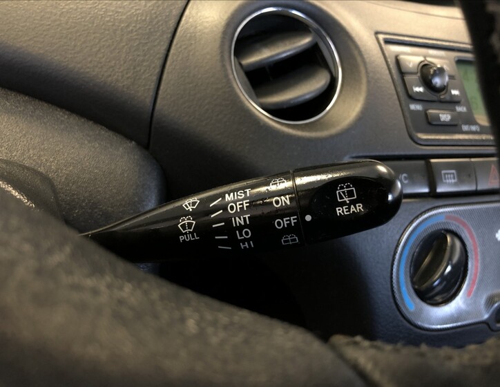 Toyota Yaris 17