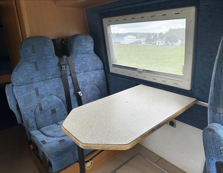 Mercedes-Benz Sprinter 27