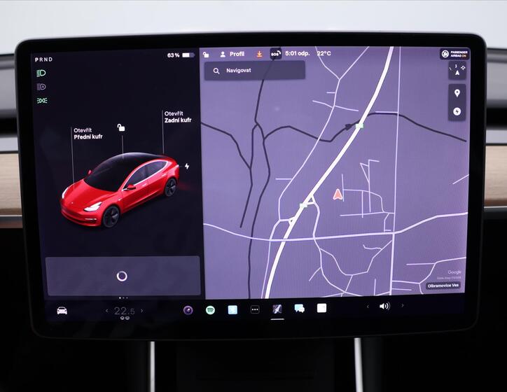 Tesla Model 3 23