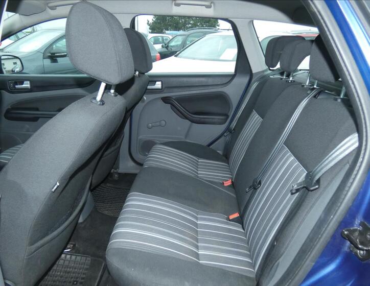 Ford Focus 9
