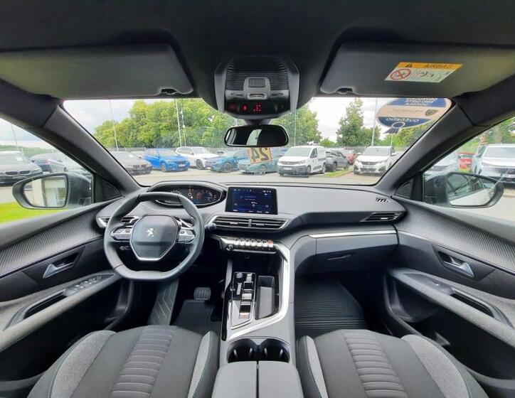 Peugeot 5008 2