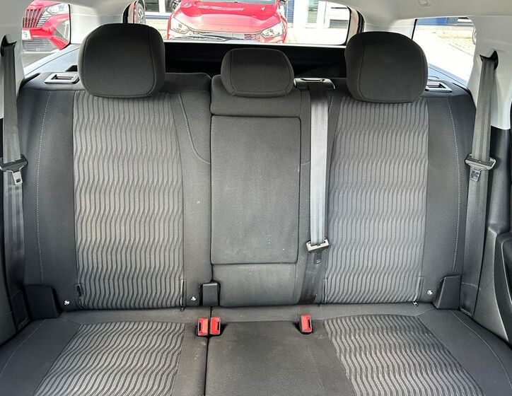 Peugeot 308 8