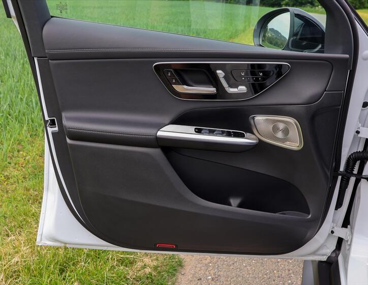 Mercedes-Benz GLC 13