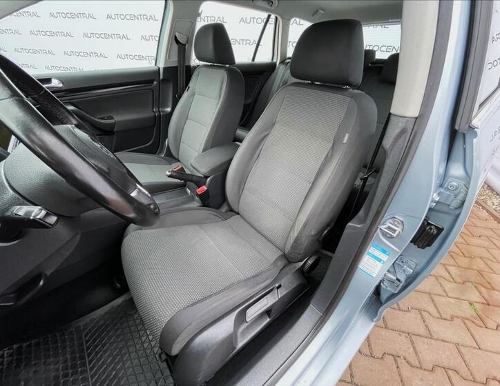 Volkswagen Golf 13