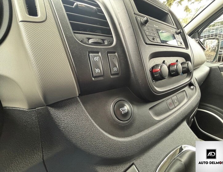Renault Trafic 37