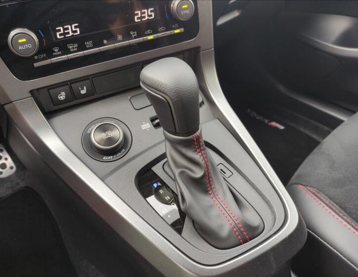 Toyota GR Yaris 15