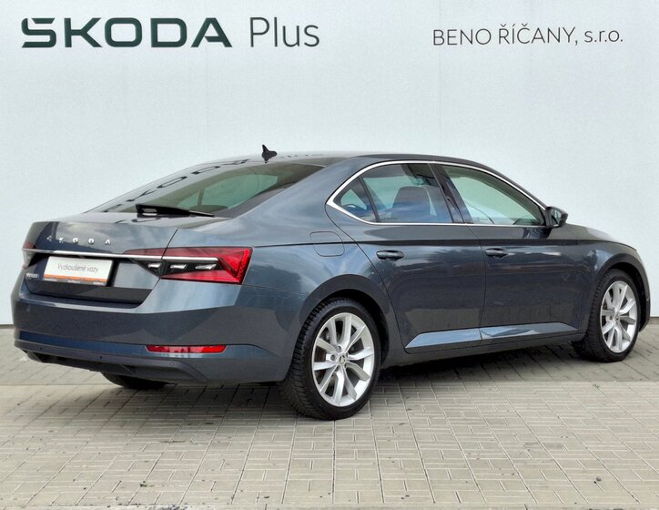 Škoda Superb 2