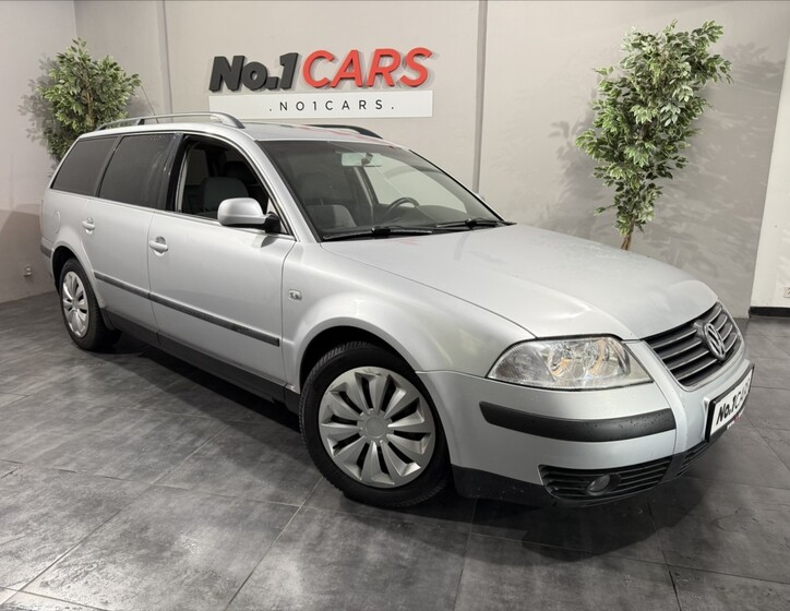 Volkswagen Passat 1