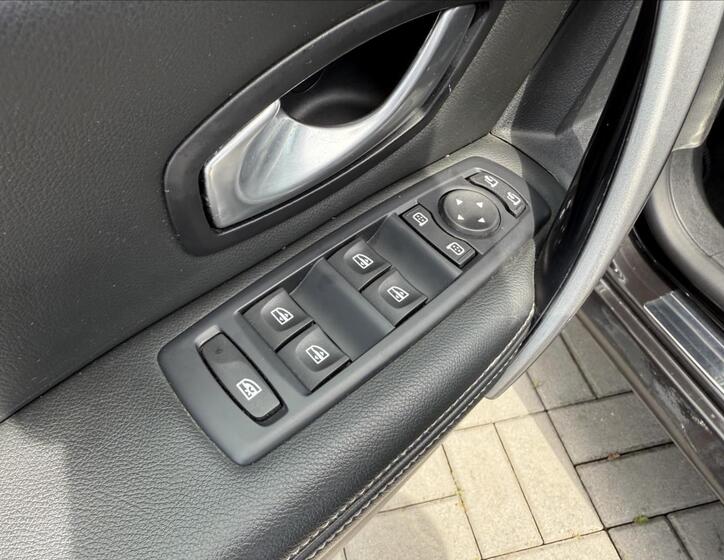 Renault Laguna 17