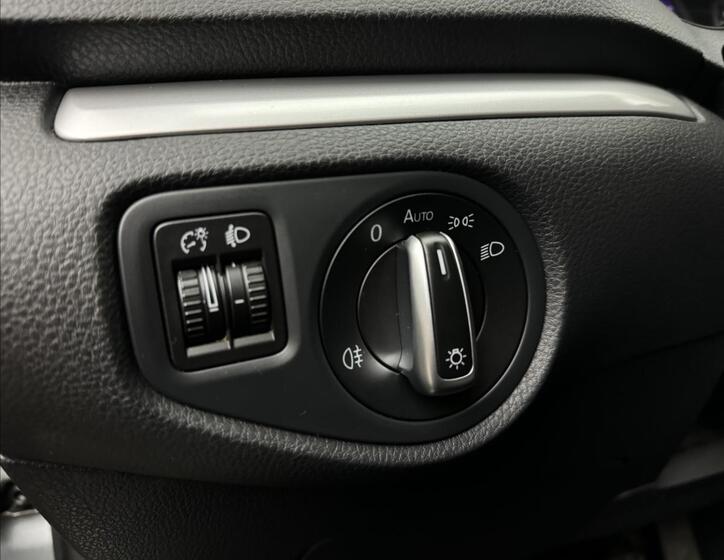 Volkswagen Sharan 8
