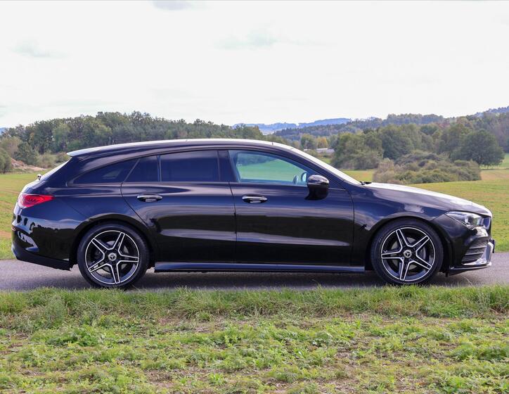 Mercedes-Benz CLA 8