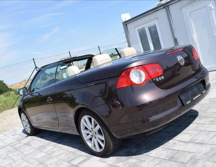 Volkswagen EOS 7