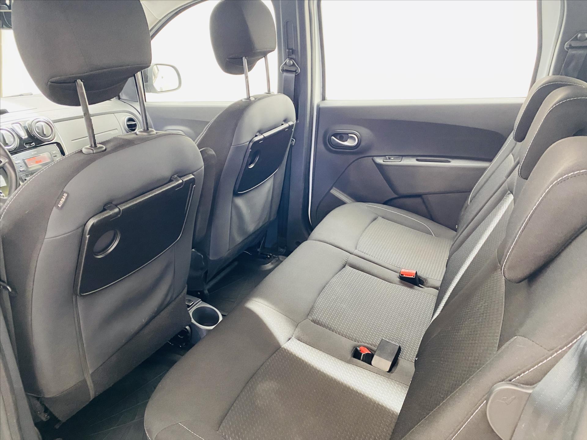 Dacia Lodgy