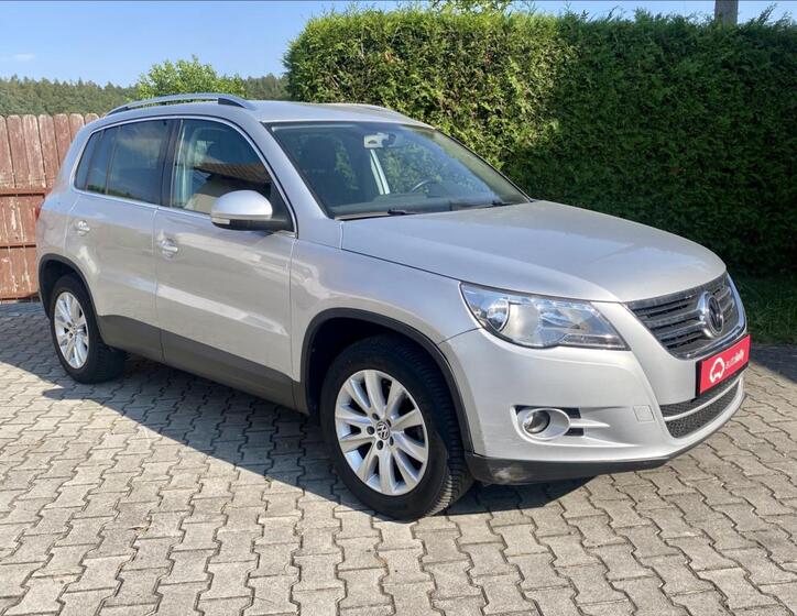 Volkswagen Tiguan 7